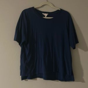 Navy t shirt